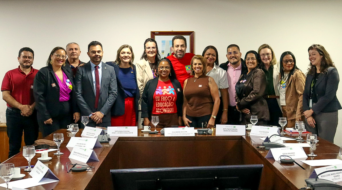 Diretoria do Sindicato conversa com lideranças políticas estaduais e nacionais no Distrito Federal, em Brasília